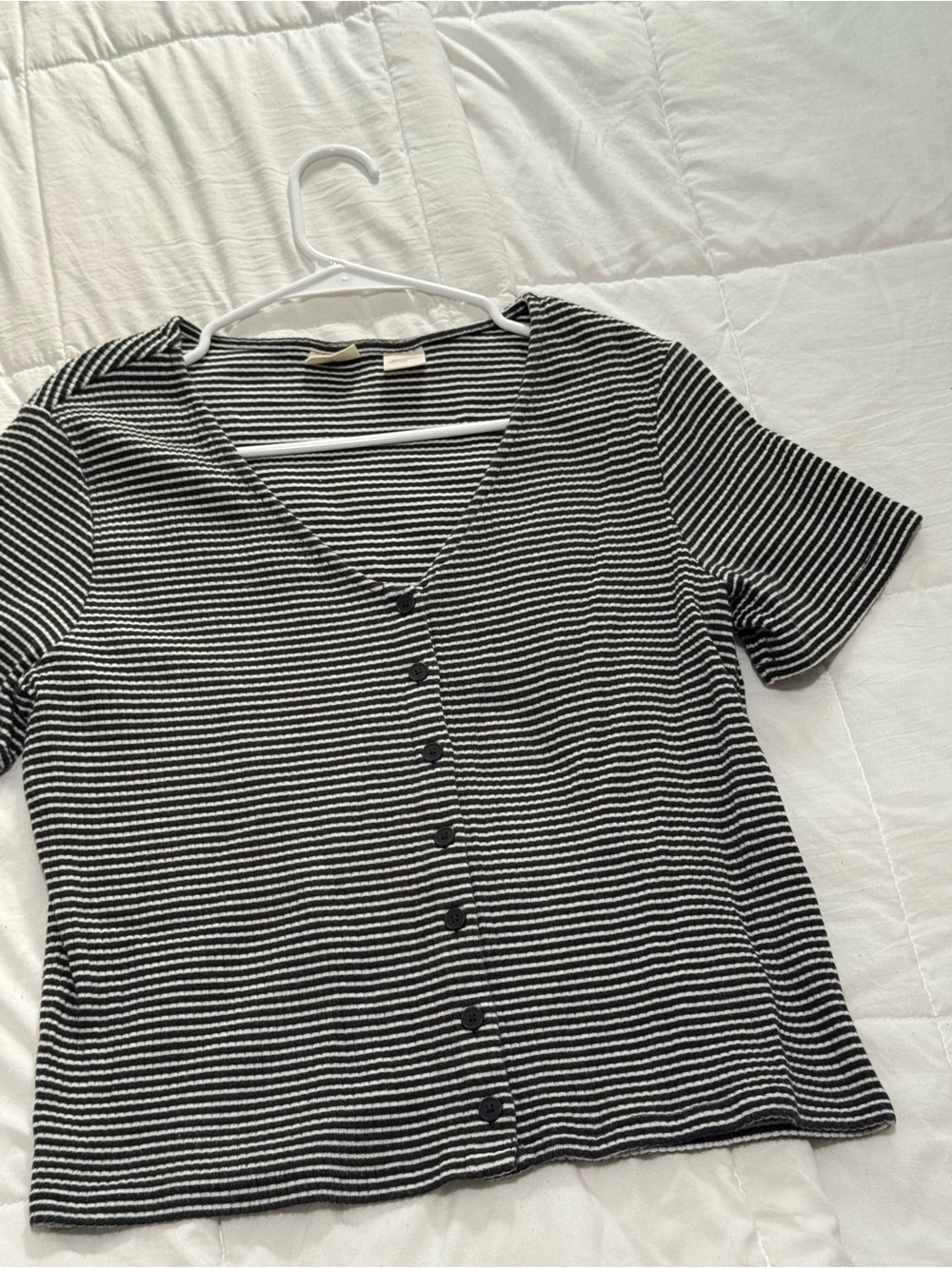 Levi's Black & White Striped V-Neck Knit Top